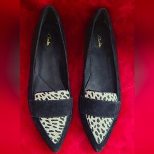 Clarks Laina Black Suede w/Leopard Print Pointed Toe Slip On Loafers - Size 7.5